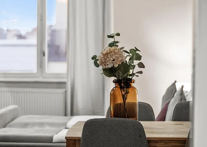 Apartamento Modern Apartment, 3 Min To "u3 Neubaugasse" Viena